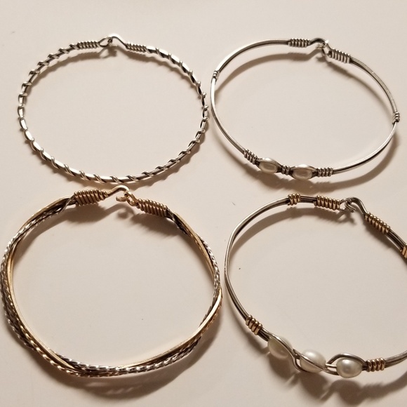 3 Ronaldo Bracelets - Picture 2 of 5